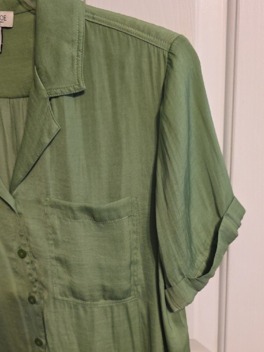 Rachel Zoe Sage Green Short Sleeve Button-Up Blouse - Picture 5 of 7